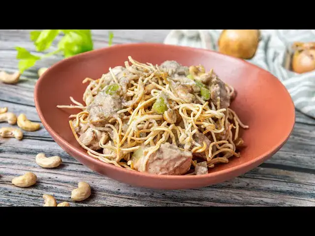 Video thumbnail for Chinese Cashew Chicken Bake | Easier Eats