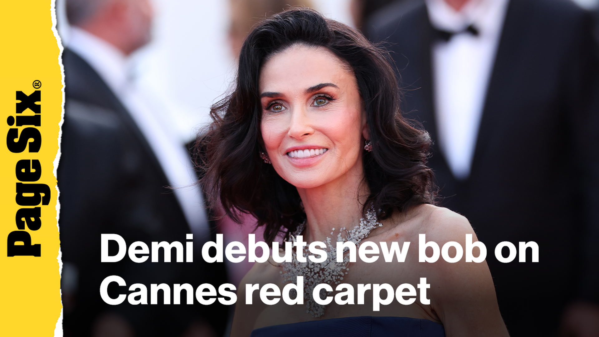 Video thumbnail for Demi Moore debuts new bob length hair on Cannes red carpet