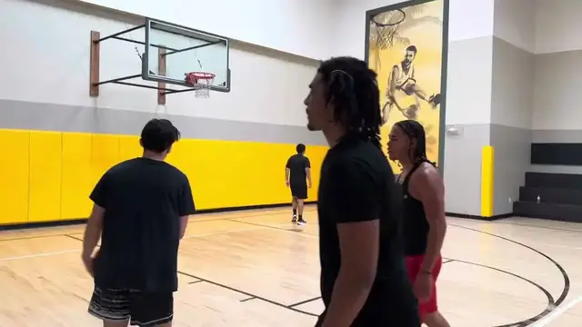 Video thumbnail for Didn’t feel like dunking