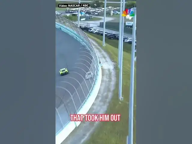 Video thumbnail for Hamlin Wrecks at Martinsville | Blaney Unhappy With How He Was Raced