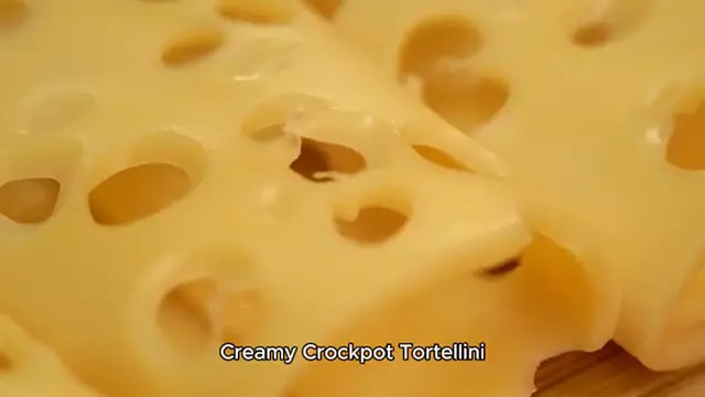 Video thumbnail for Creamy Crockpot Tortellini recipe