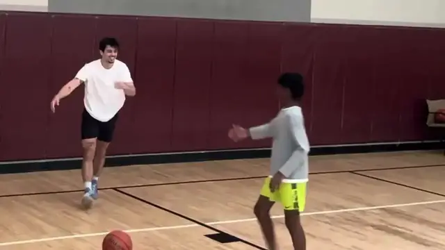 'Video thumbnail for austin bourque: basketball dunking fails and amazing shots'