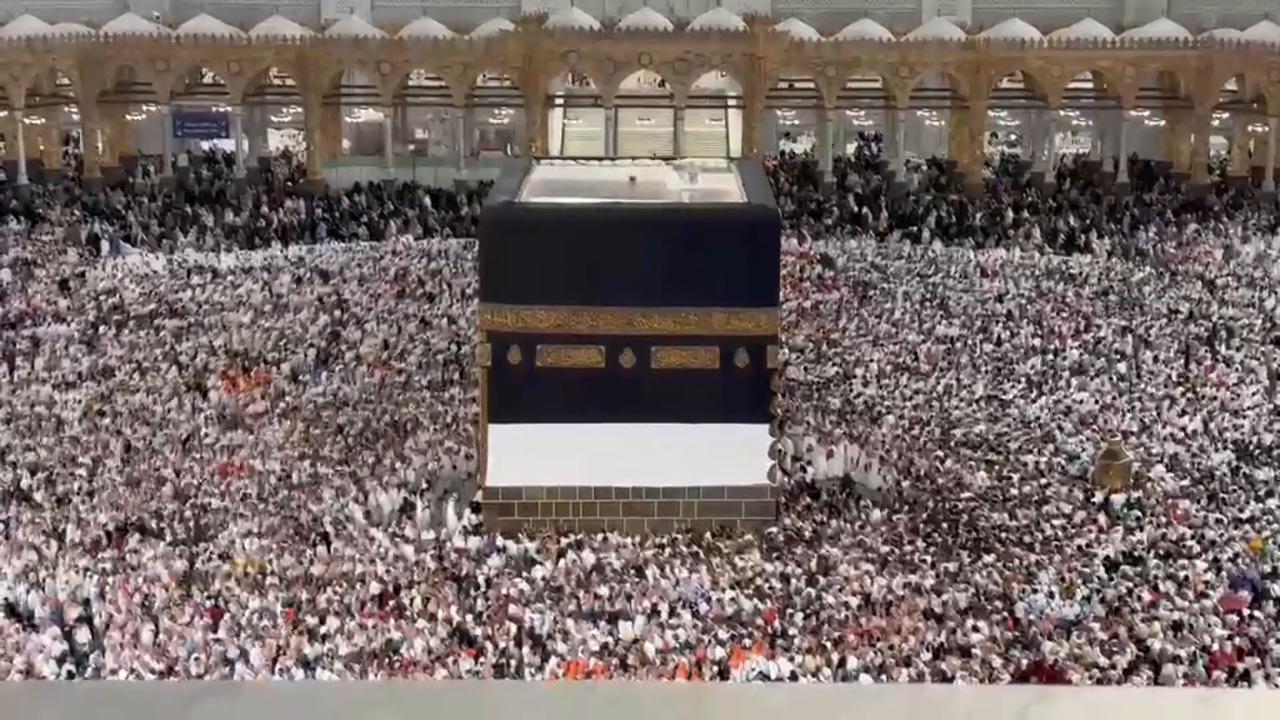 Video thumbnail for Saudi Arabia: Muslims perform tawaf around Kaaba ahead of annual Hajj pilgrimage in Mecca.