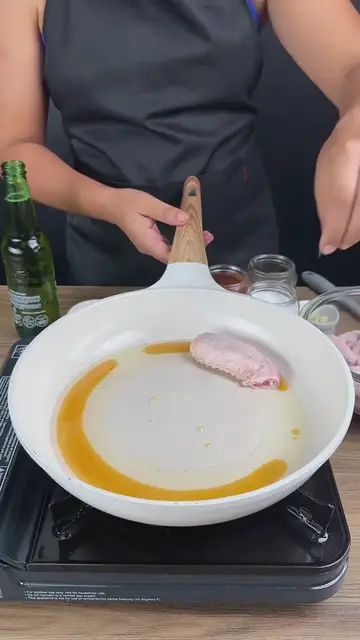 'Video thumbnail for When I make chicken wings like this, there's nothing left'