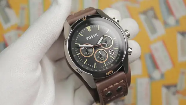 Video thumbnail for Why Is EVERYONE Giving This Watch 5 Stars?! - A Brutally Honest Fossil Watch Review