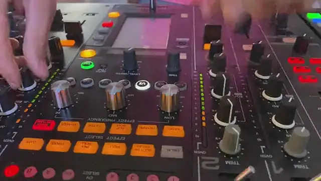 'Video thumbnail for DJ Playing Funny Music Very Seriously'