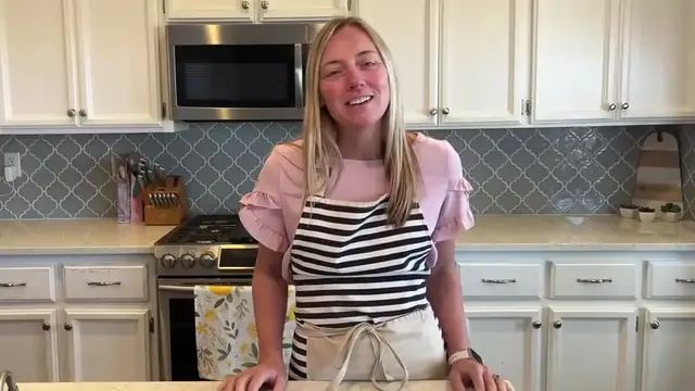Video thumbnail for 10 Easy   Delicious Easter Appetizers   Molly Purcell(720P HD)