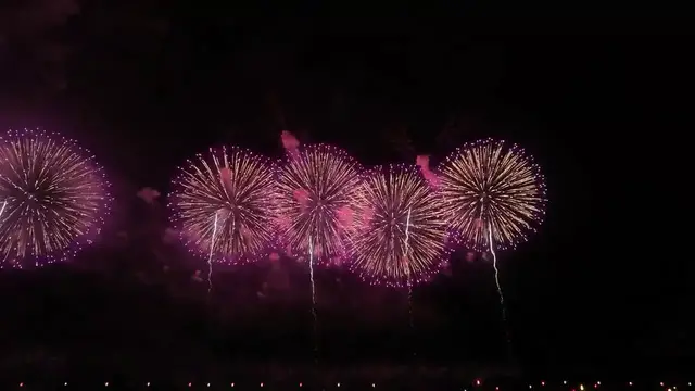 Video thumbnail for Japan: Japan's Nagaoka Fireworks Festival Lights Up the Night with Spectacular Phoenix Display.