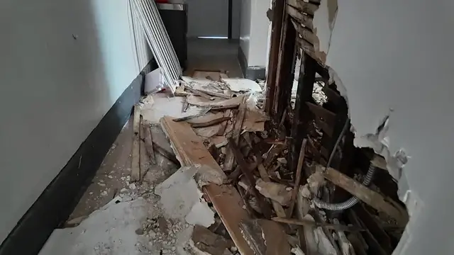 Video thumbnail for Fire inside apartment walls displaces 10 in the Bronx