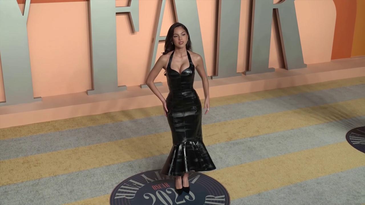 Video thumbnail for UNCAPTIONED: Olivia Rodrigo: 'My new album was inspired by Sex and the City'.