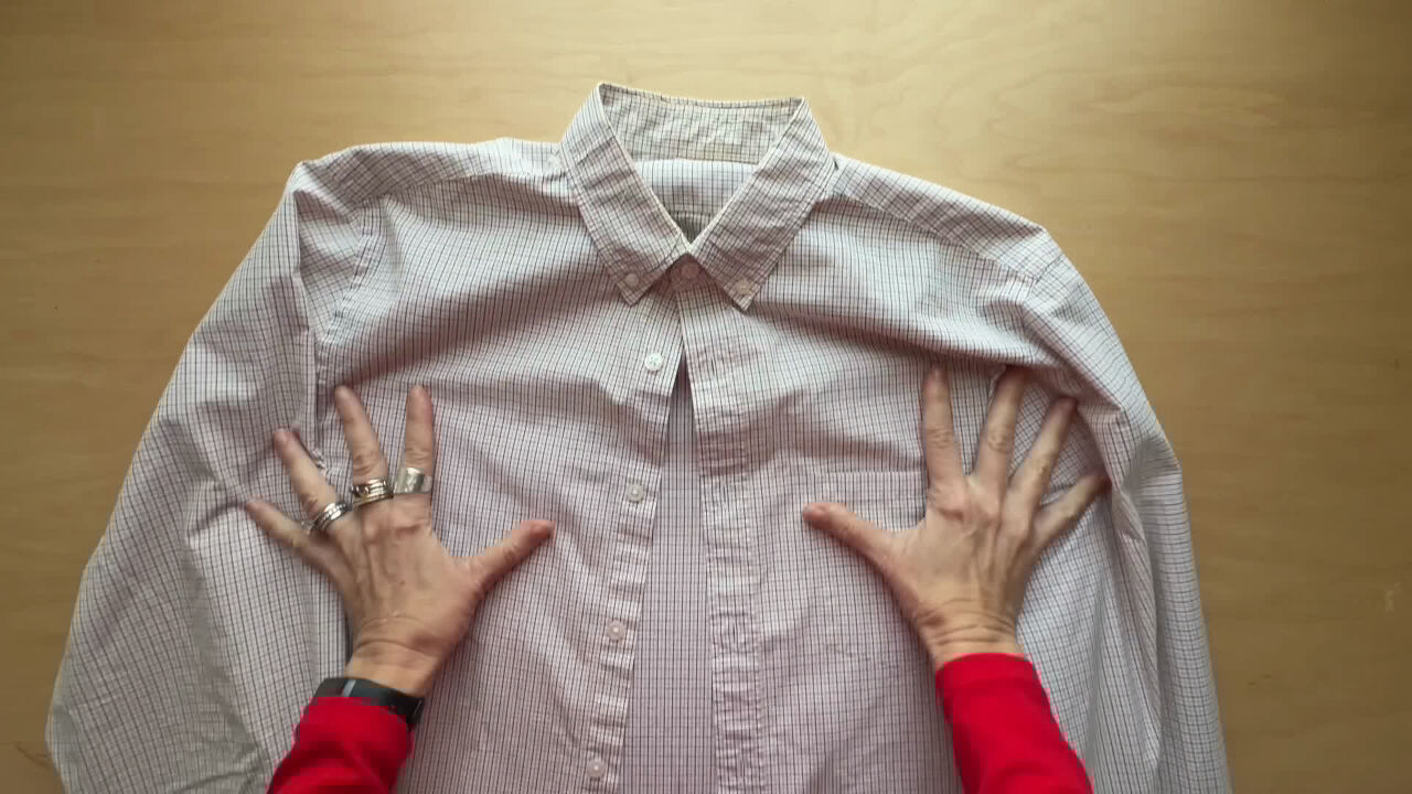 Video thumbnail for Why people are "planting" old shirts into pots (this is GENIUS!)