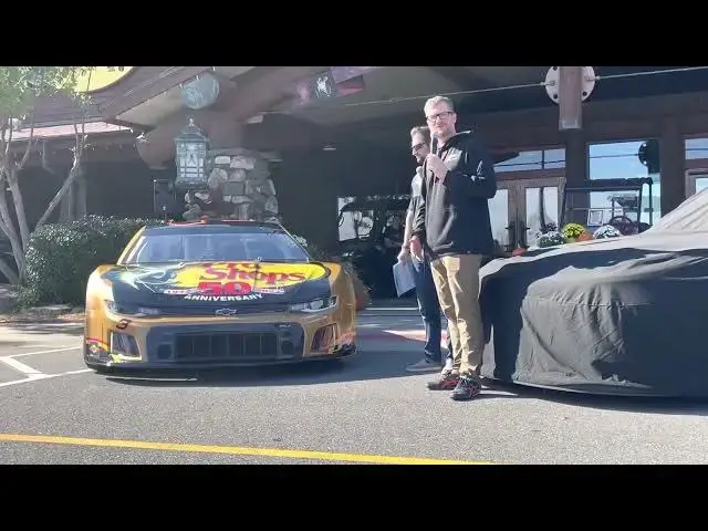 'Video thumbnail for Dale Earnhardt Jr.‘s Gold Throwback Bass Pro Shops Late Model For Florence'