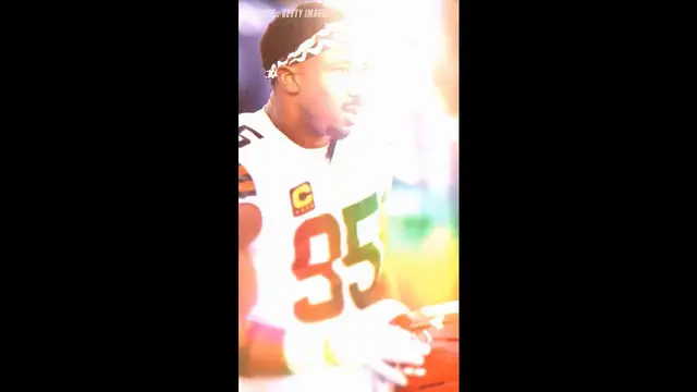 Video thumbnail for Myles Garrett Praises Shedeur Sanders After Jaw-Dropping 52-Yard Throw