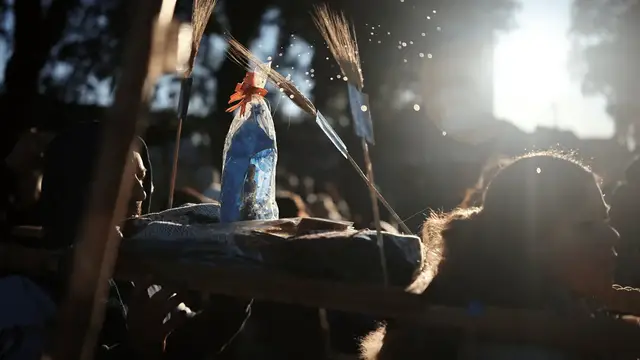 Video thumbnail for Argentines protest Milei's austerity during Saint Cajetan pilgrimage