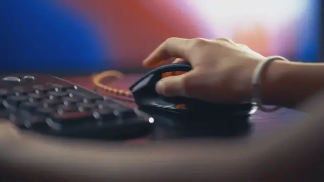 Video thumbnail for Starting Your Minecraft Adventure