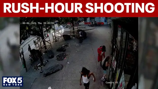 Video thumbnail for NYPD: Gunman wounds 2 in shooting near Bronx subway station