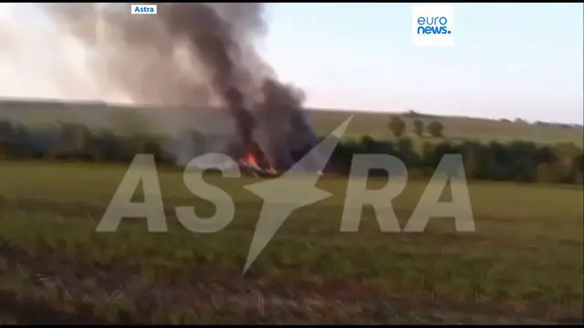 Video thumbnail for Russian Tu-22M3 bomber crashes during training flight