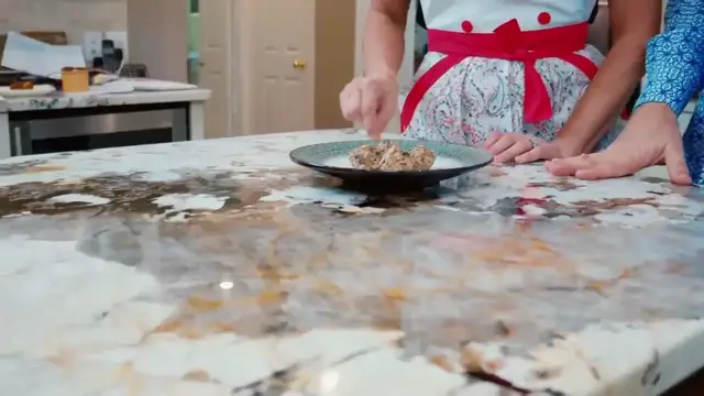 Video thumbnail for Chocolate Chip Nut   Seed Fat Bomb Recipe   Karen and Eric Berg(720P HD)