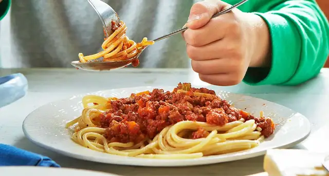 Video thumbnail for Vegetarian bolognese