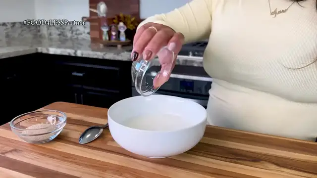 Video thumbnail for Pan de Muerto Easy Bread Recipe(720P_HD)