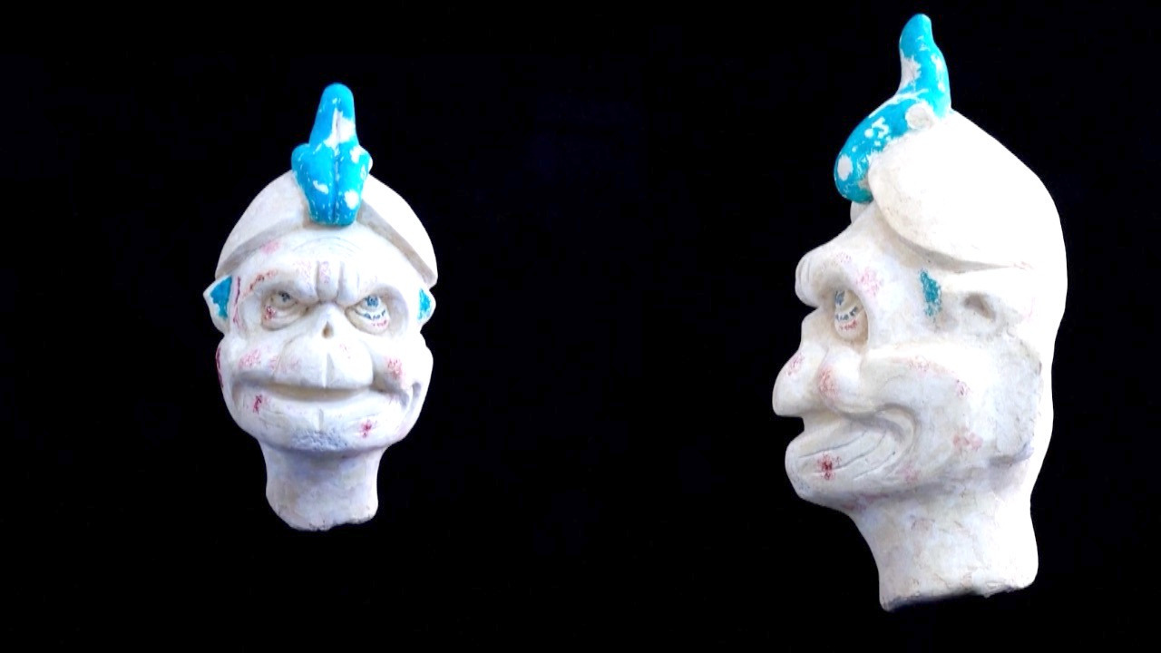 Video thumbnail for Ancient Mayan Dig Uncovers Relics Linking Cultures Across Regions