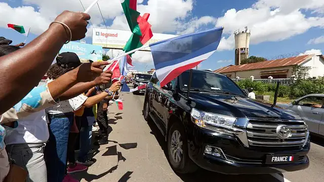 Video thumbnail for Macron visits Madagascar as he seeks to bolster economic cooperation