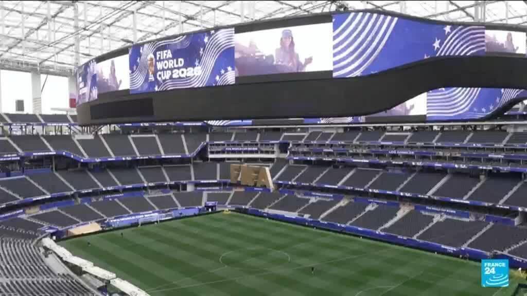 Video thumbnail for Unfilled hotels and empty seats raise doubts over expected World Cup windfall