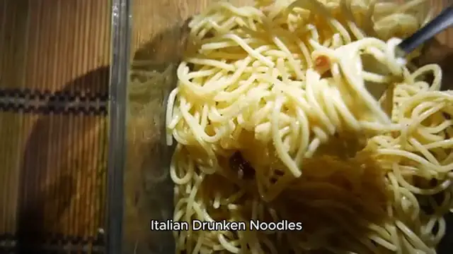 Video thumbnail for Italian Drunken Noodles Recipe