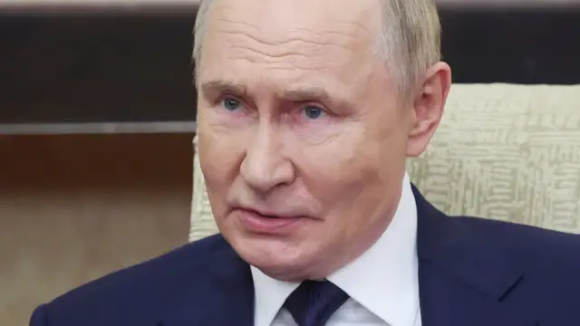 Video thumbnail for Putin proposes using frozen Russian assets to rebuild war-torn Ukraine: Analysis