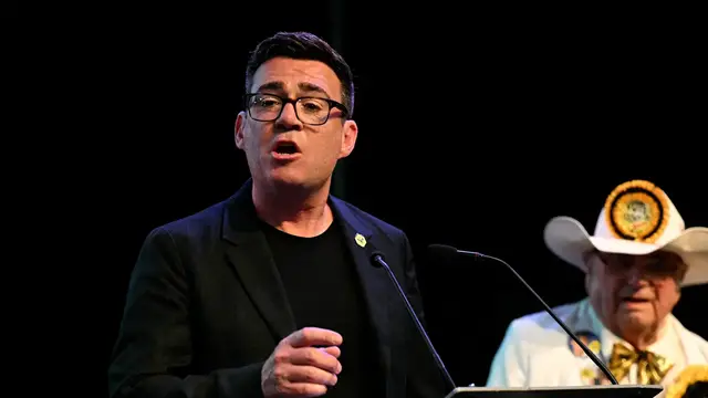 Video thumbnail for Starmer’s most dangerous rival just got a seat back in Parliament
