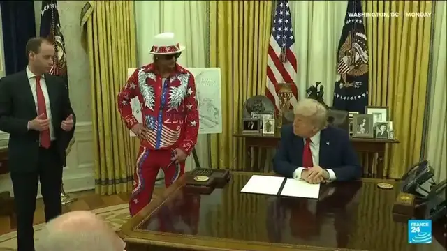 Video thumbnail for Donald Trump signs executive order against ticket scalping