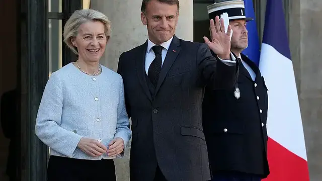 'Video thumbnail for Macron, EU chief Von der Leyen meet in Paris'