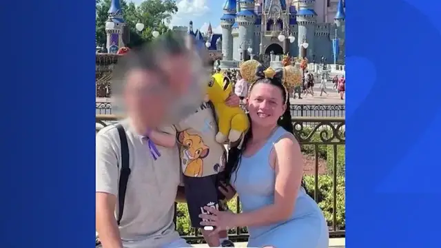 Video thumbnail for Coworkers support father who lost wife, daughter in boat capsizing near Statue of Liberty