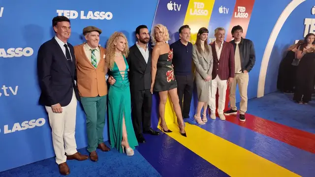 Video thumbnail for "NY: Apple TV's "Ted Lasso" Season 4 Premiere - Arrivals" 4.
