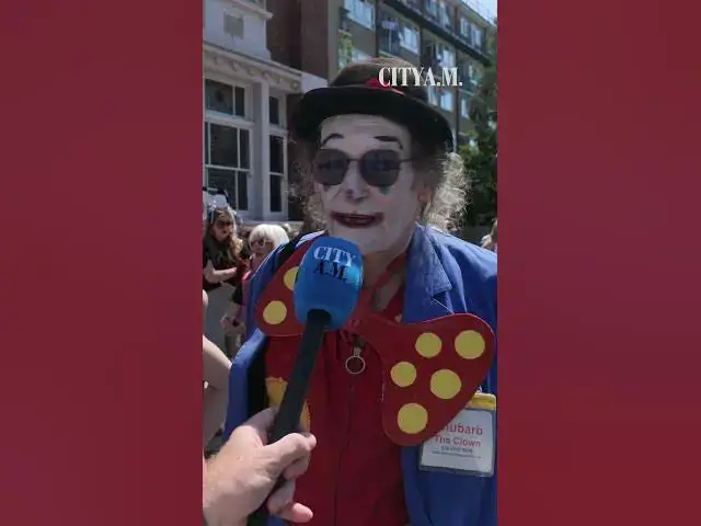 Video thumbnail for What does Bethnal Green Working Men’s Club mean to Londoners?