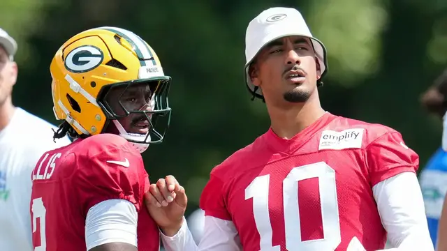 'Video thumbnail for How Are the Packers Favored Against the Eagles Heading Into Week Ten Matchup?'