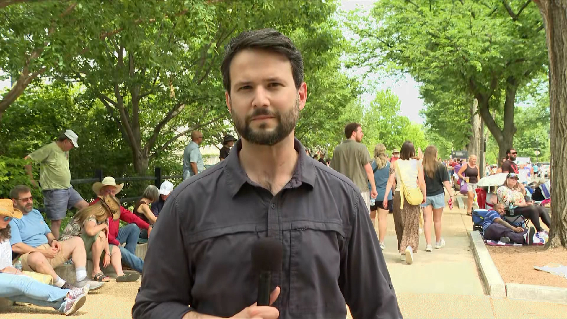 Video thumbnail for US ‘Rededicate 250’ prayer rally stirs debate over church-state divide