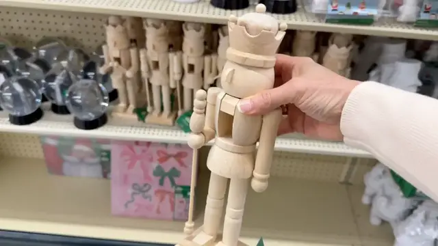 'Video thumbnail for The GENIUS new nutcracker trend everyone's copying for Christmas!'