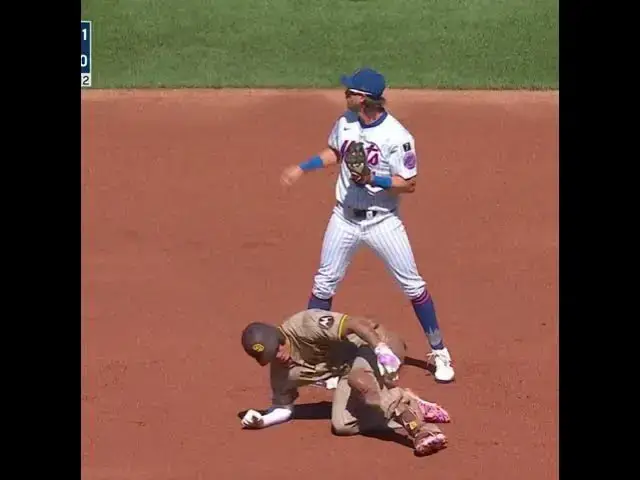 'Video thumbnail for Brandon Nimmo THROWS OUT Manny Machado at Second Base!'
