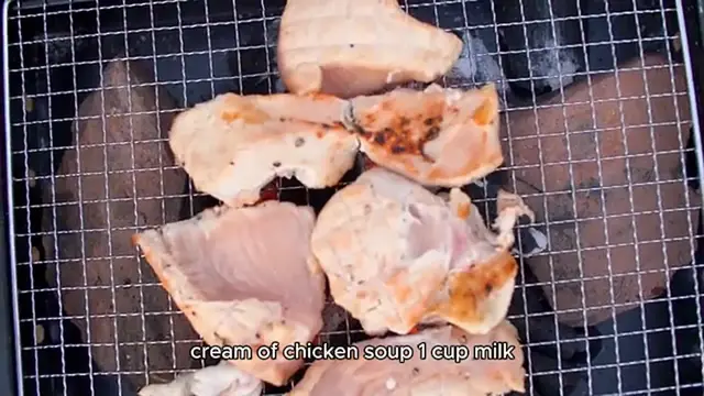 Video thumbnail for Chicken Pot Pie Bubble Up Casserole