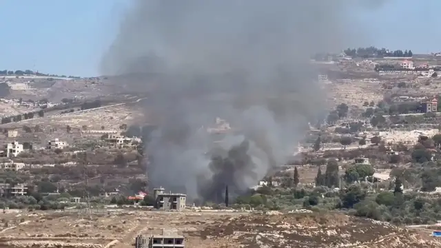 Video thumbnail for Lebanon: Israeli forces continue detonating Lebanese homes in the town of Bani Hayyan.