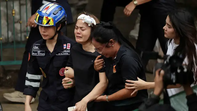 Video thumbnail for At least 6 dead in Thailand school shooting after student kills grandparents, self