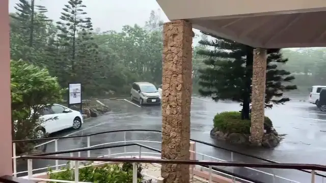 Video thumbnail for Japan: Typhoon Dolphin Brings Strong Winds and Heavy Rain to Amami and Okinawa 4.