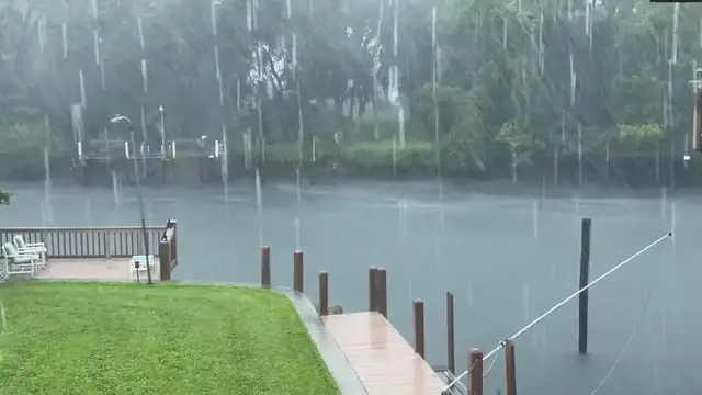 Video thumbnail for US: Heavy Rain Pours Over Florida’s Withlacoochee River as Tropical Moisture Soaks State.
