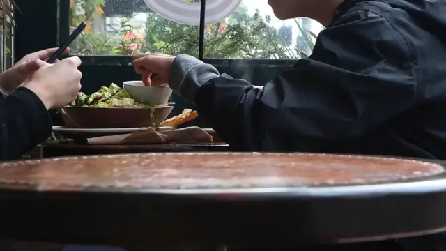 Video thumbnail for coffe time