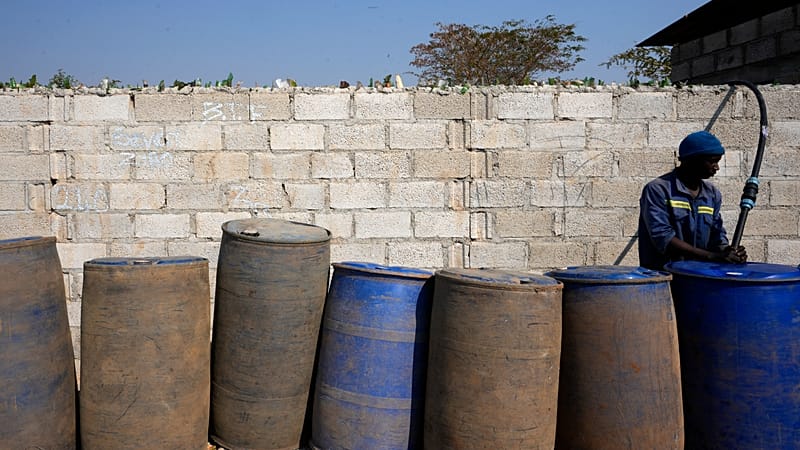 Video thumbnail for Zambia: Government declares fuel supply situation an emergency