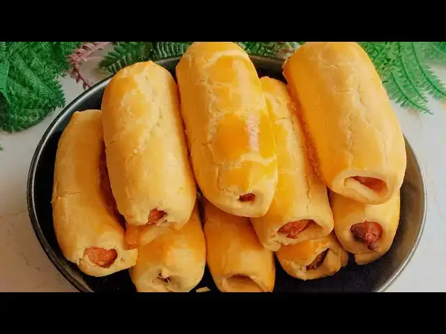 'Video thumbnail for How To Make Sausage Rolls At Home/Simple Meal Idea'
