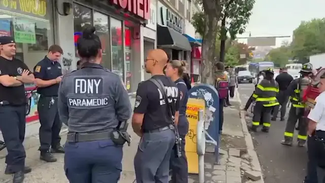 Video thumbnail for Suspicious packages sent to additional tri-state lawmakers