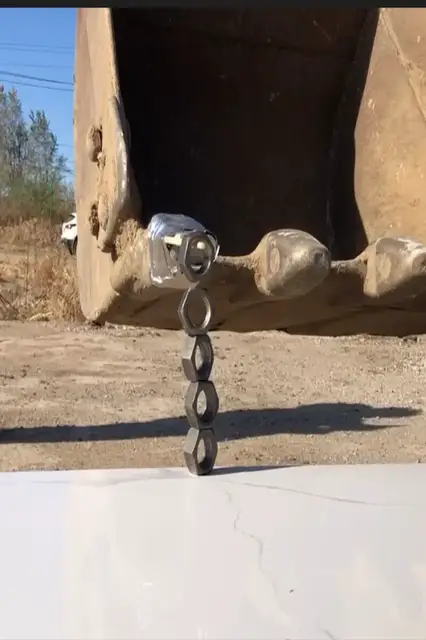 Video thumbnail for Fastest time to stack five hex nuts in an excavator - 1 minute 26 seconds by LV Ping