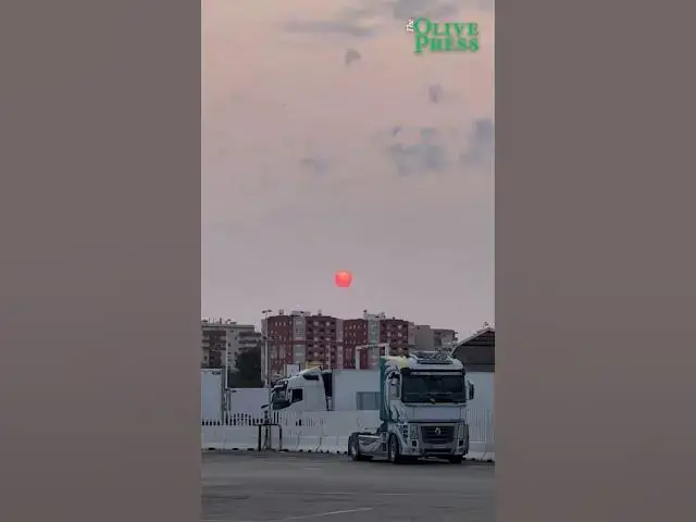 Video thumbnail for Striking red sunset hits Andalucia